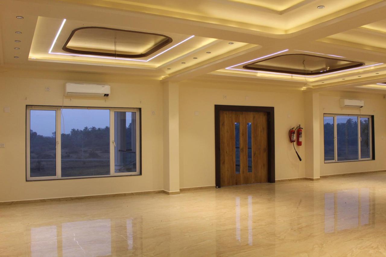 Flamingo Club And Resort Una 3 Km Away From Diu Check Post Εξωτερικό φωτογραφία