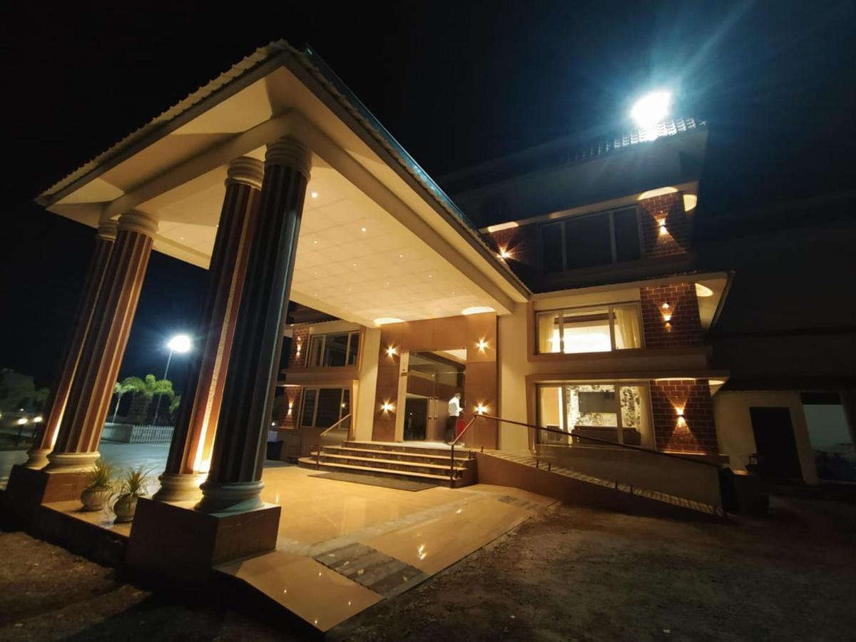 Flamingo Club And Resort Una 3 Km Away From Diu Check Post Εξωτερικό φωτογραφία