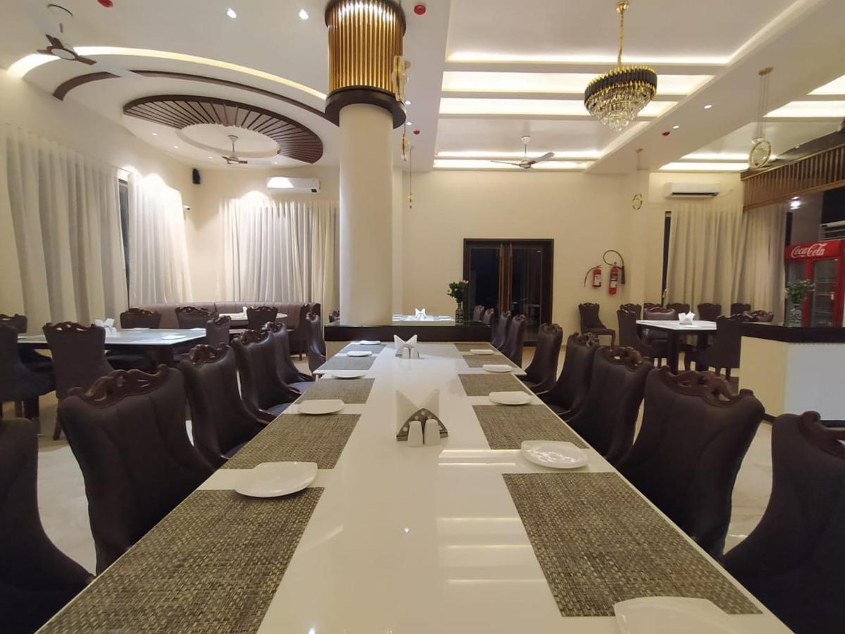 Flamingo Club And Resort Una 3 Km Away From Diu Check Post Εξωτερικό φωτογραφία