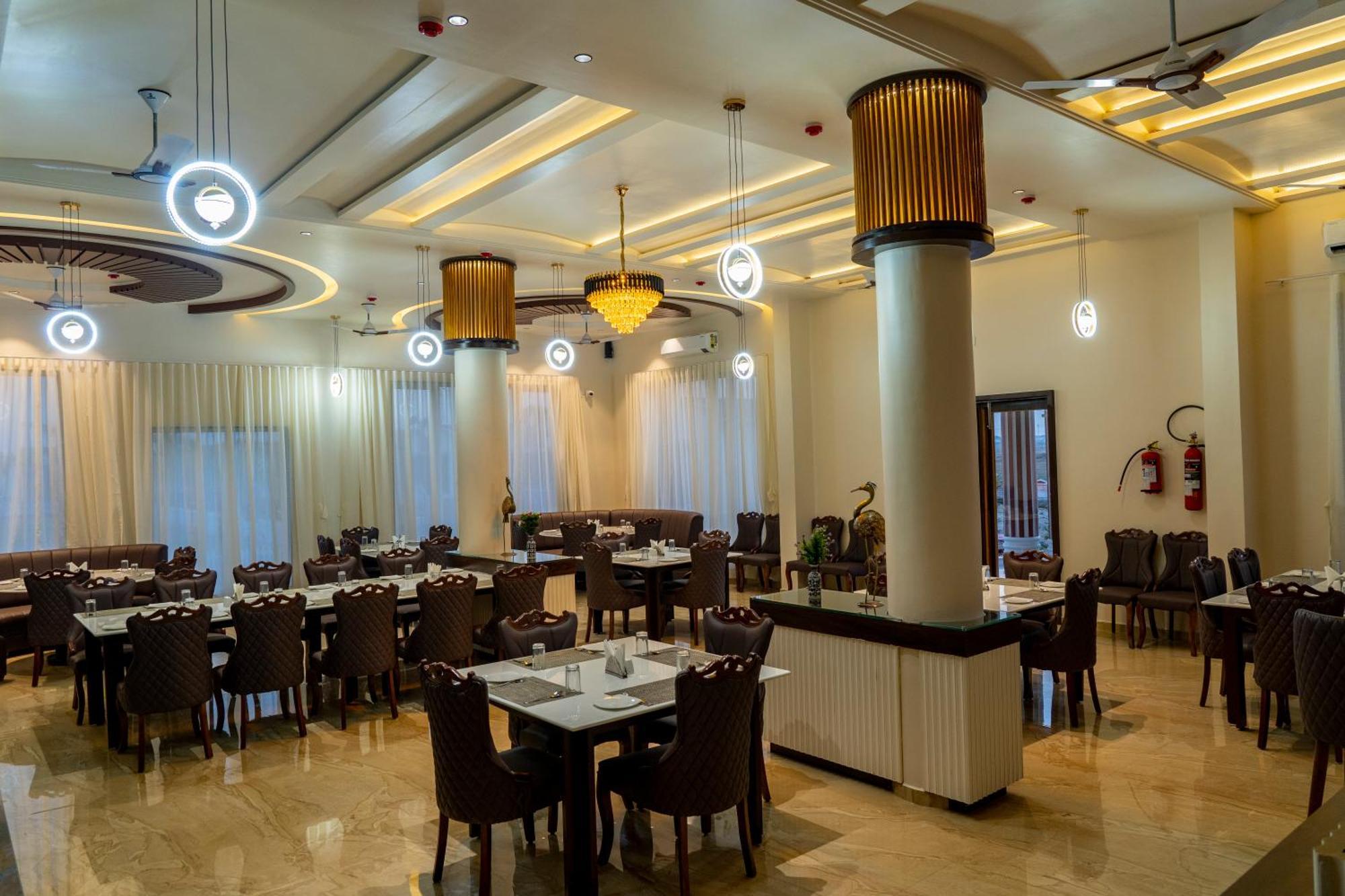 Flamingo Club And Resort Una 3 Km Away From Diu Check Post Εξωτερικό φωτογραφία