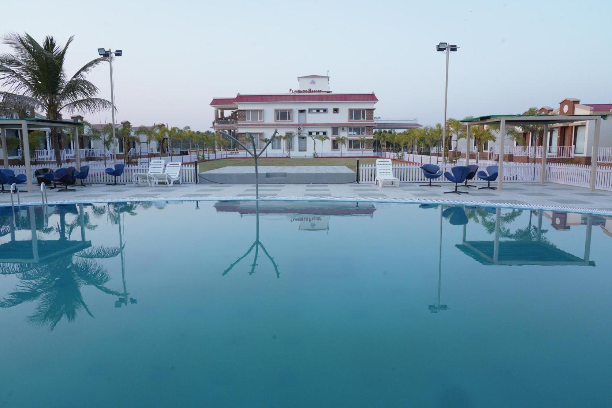 Flamingo Club And Resort Una 3 Km Away From Diu Check Post Εξωτερικό φωτογραφία