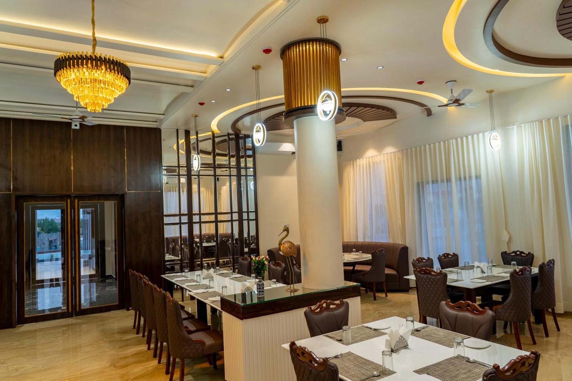 Flamingo Club And Resort Una 3 Km Away From Diu Check Post Εξωτερικό φωτογραφία