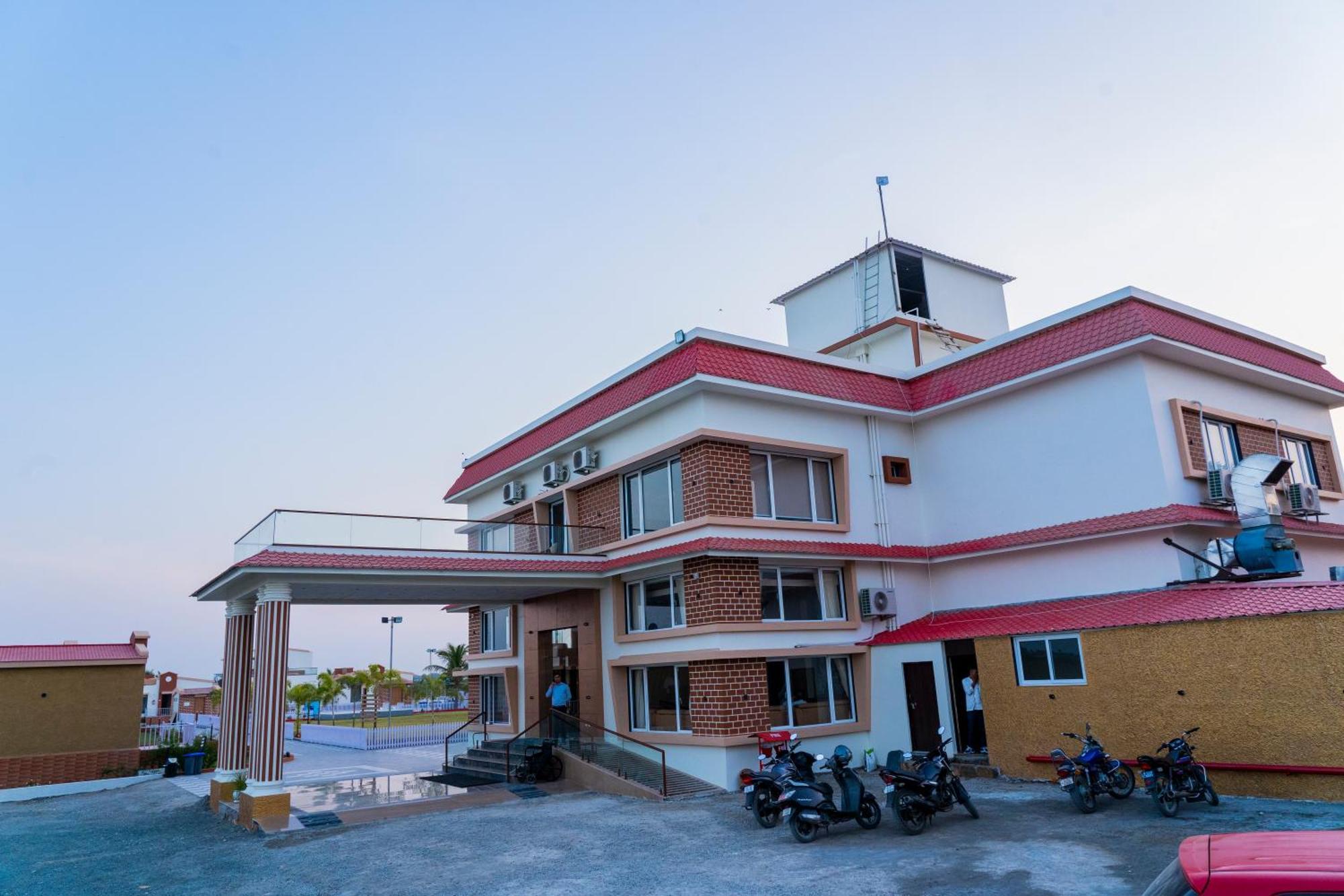 Flamingo Club And Resort Una 3 Km Away From Diu Check Post Εξωτερικό φωτογραφία